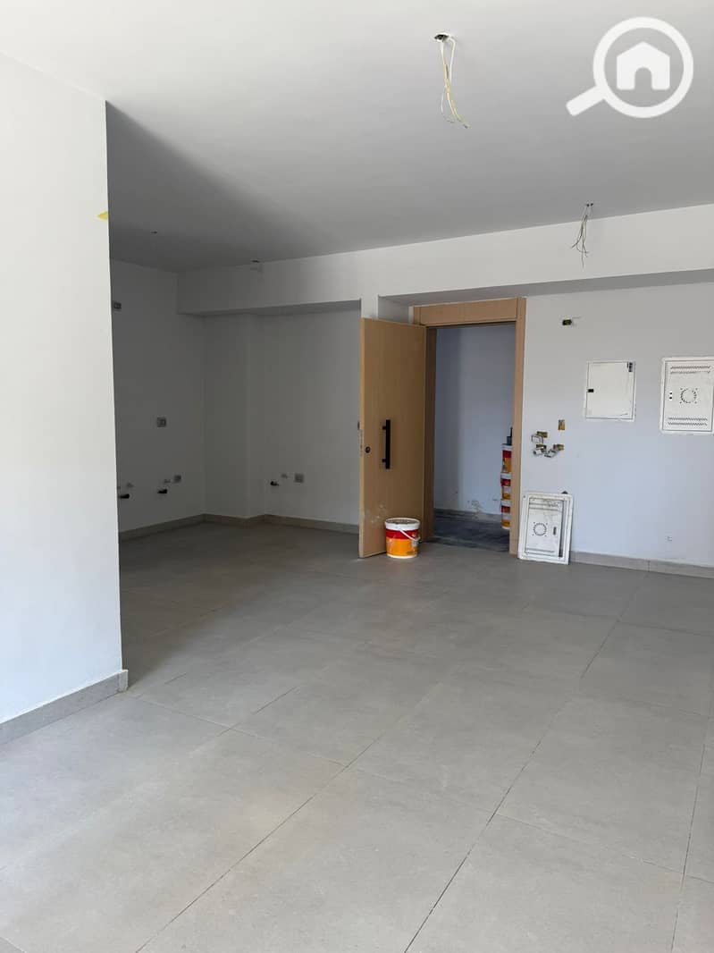 6 2691873d-84ec-4df2-84d2-97770df1edc3. jpeg