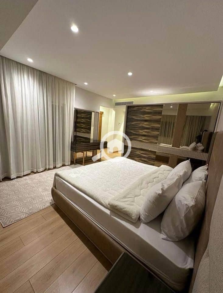 8 520246278_706094075661453_4916817297290641566_n. jpg