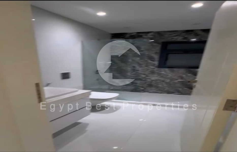 7 07b8c967-08e3-47d6-a059-6475ad2c4c09. jpeg