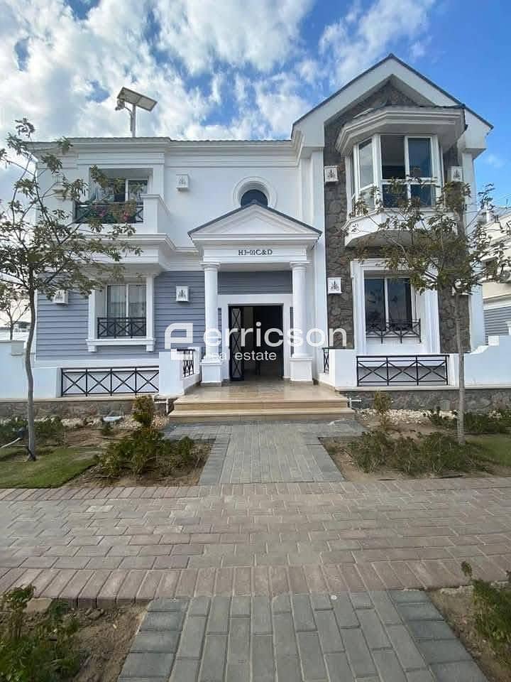 8 581157045_25498103056460698_4077077721119229638_n. jpg