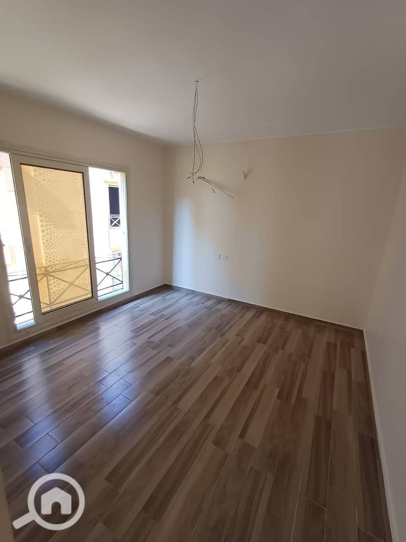 4 WhatsApp Image 2025-11-10 at 7.37. 17 PM (3). jpeg