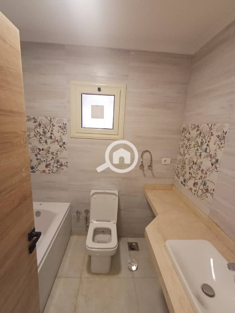 6 WhatsApp Image 2025-11-10 at 7.37. 17 PM (5). jpeg