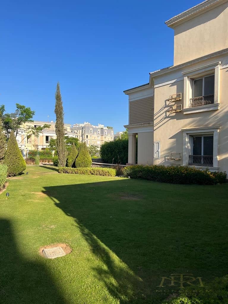 4 f97cdaa4-9c68-4f3d-bf09-6eb6bf9fb481. jpg