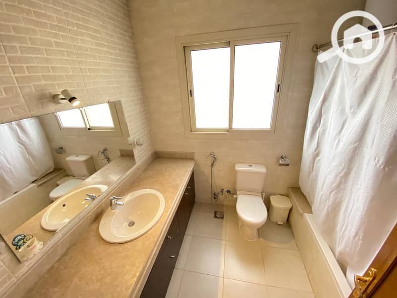 7 695d1787-ff8a-4095-bb07-cc620cfe5d51. jpeg