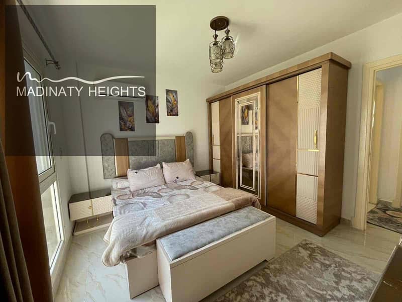 7 3eb1551b-fcc6-482a-8b2f-5a8aef2739e4. jpg