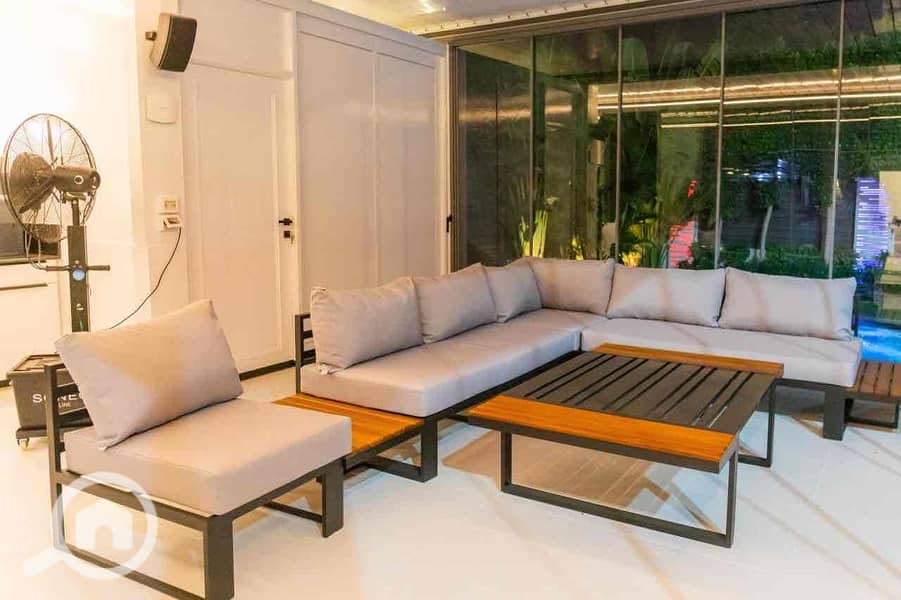 29 6243b141-270d-4a59-b3e6-c32980e51380. jpg