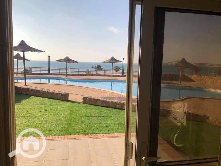 10 533169091_2234213683707083_2123627953316578118_n. jpg