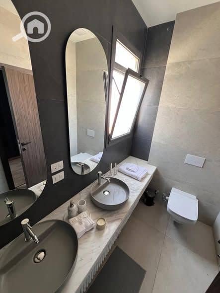 9 572005232_831032276301299_1417228616660780441_n. jpg