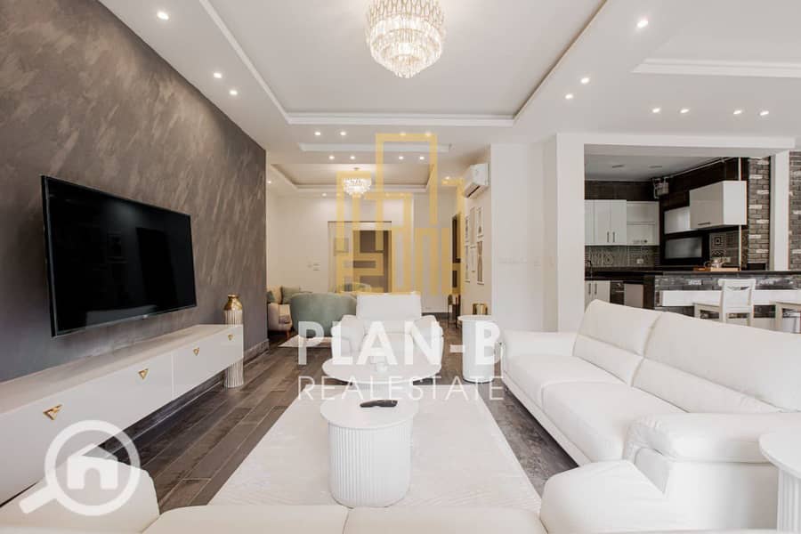 4 9025e681-23f1-4c78-94a2-16350a3cffe7. jpeg