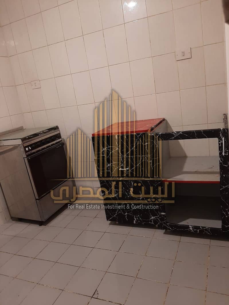 12 U405666 (24). jpg