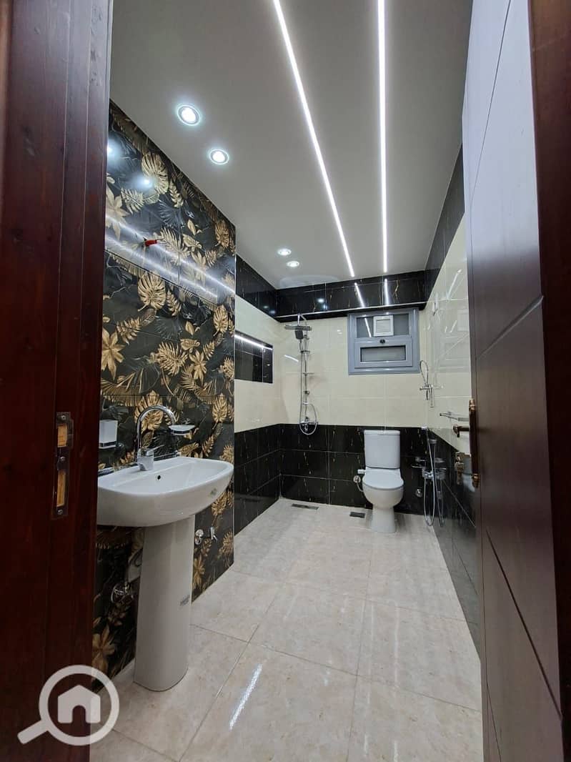 14 IMG-20251110-WA0161. jpg