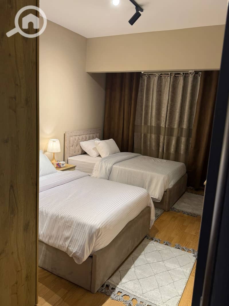 4 WhatsApp Image 2025-11-10 at 9.15. 55 PM (1). jpeg