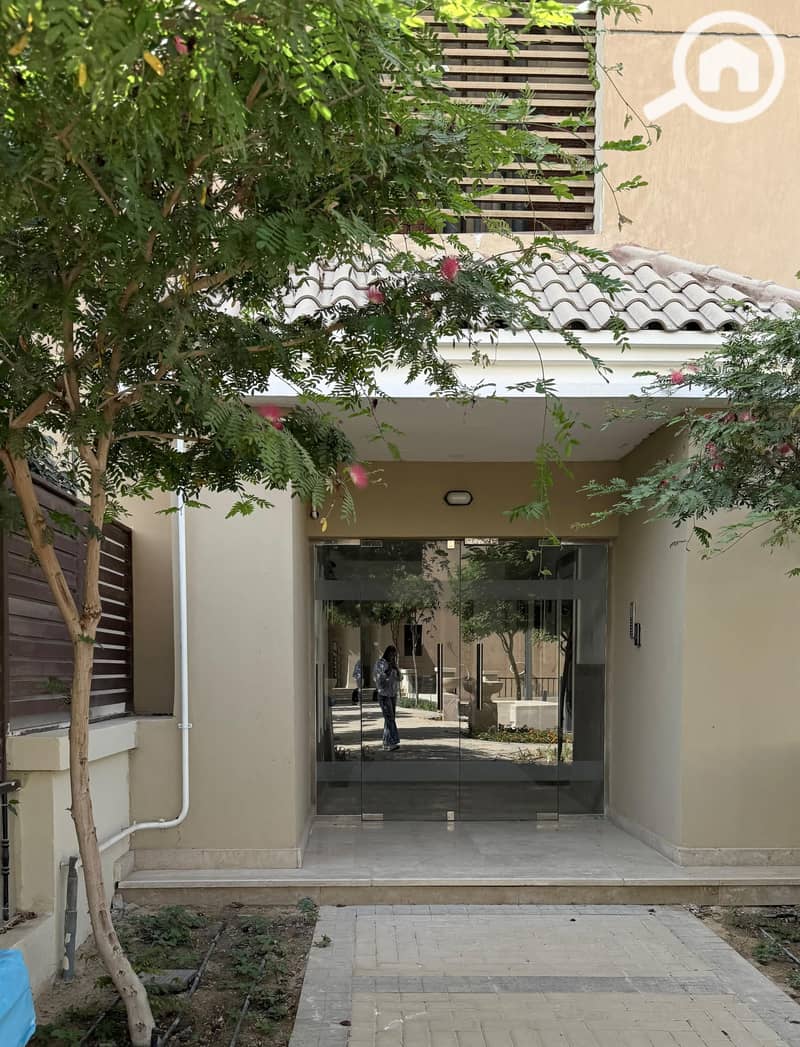 2 WhatsApp Image 2025-10-08 at 20.17. 25_678f9af9. jpg