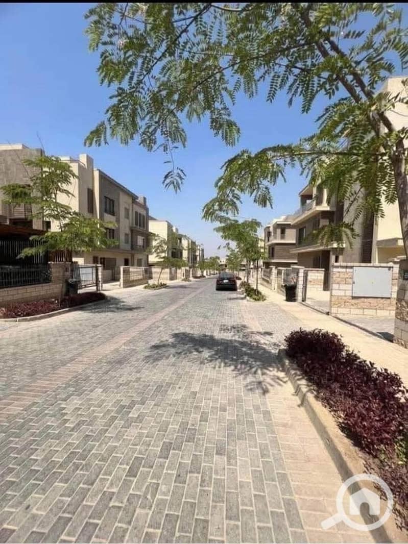 4 65714634-3ad9-4e98-a7af-e6319240050e. jpg