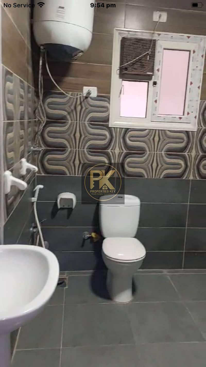 3 04C0F38E-3289-4BC0-A9C3-8F979EF4CA27. png