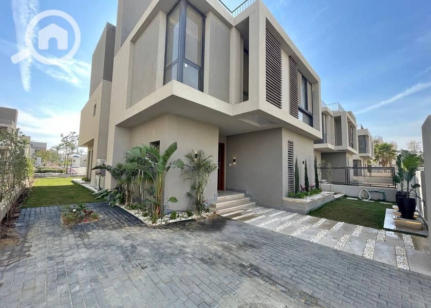 2 4be06271-40cd-4f1f-9e10-862f3b11483b. jpg