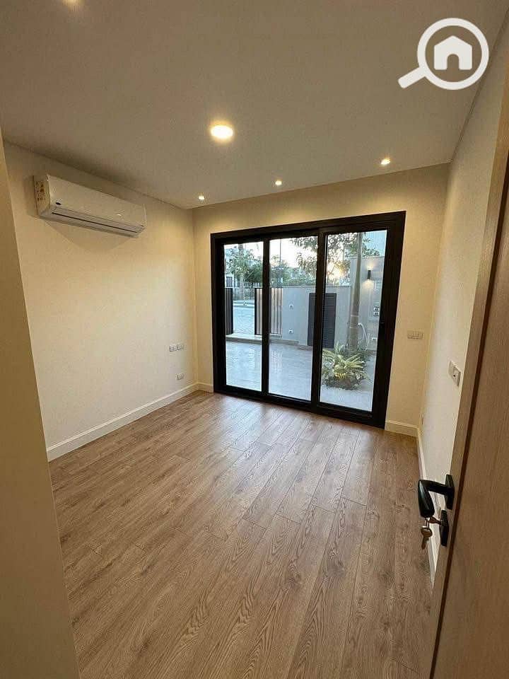 4 d4bd33db-933e-4547-97a9-3b33f21e86ad. jpg