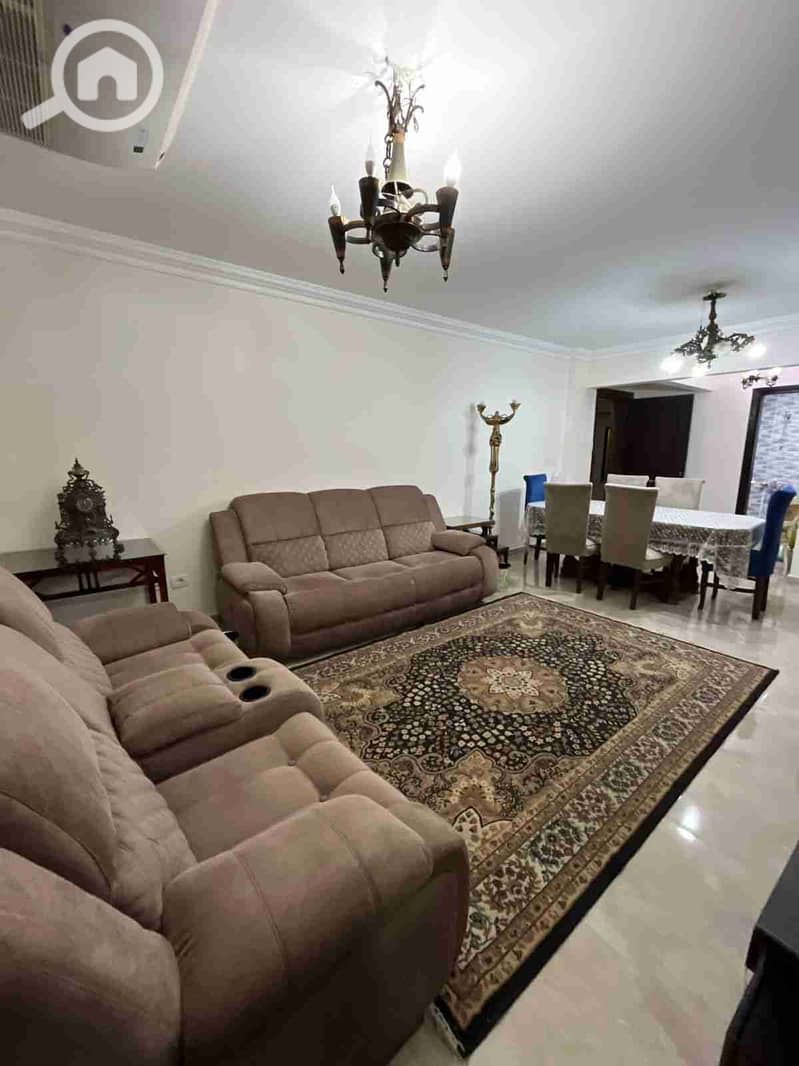 1000632174. jpg 1000632174. jpg