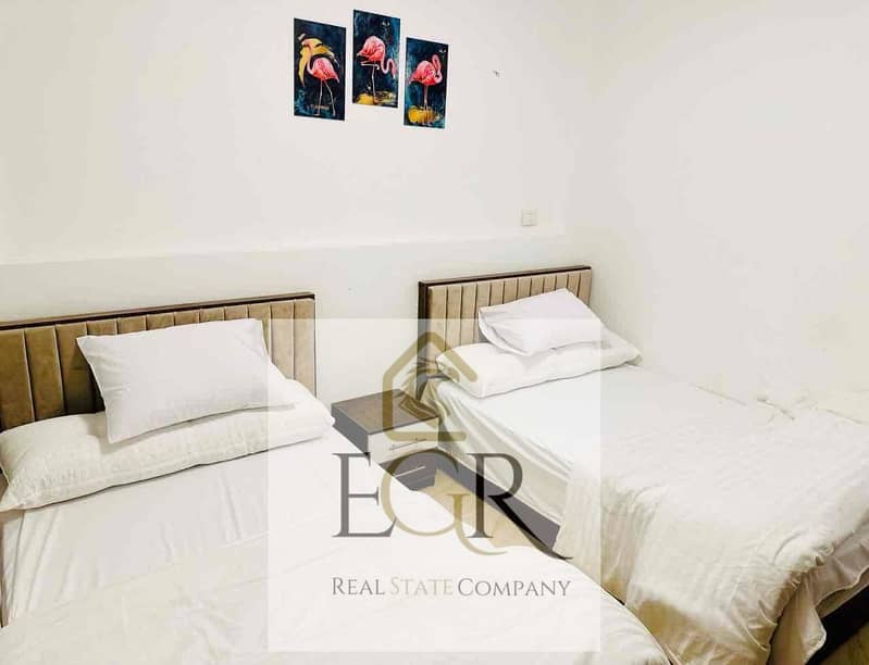 2 6b596c2d-9072-4138-8d63-ffe98376ca4a. jpg