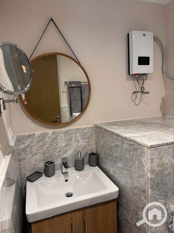 14 da03b44a-228f-4323-aa44-76eb3835b355. jpg