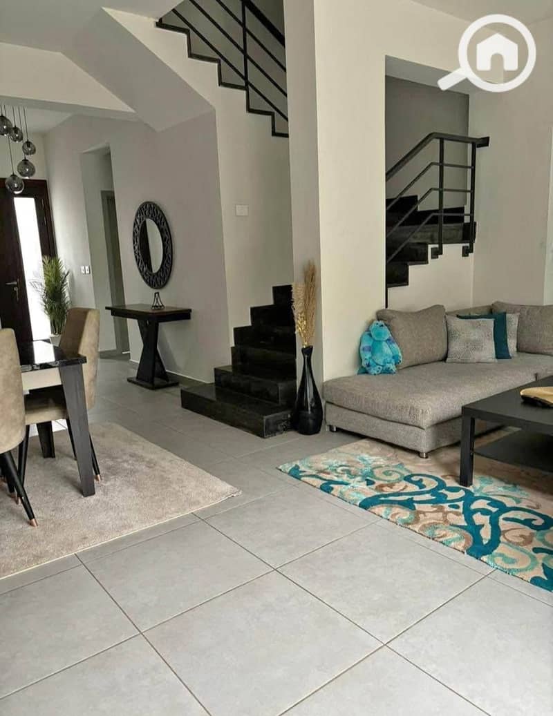 19 530658755_1580670993317664_8474677172916271181_n. jpg