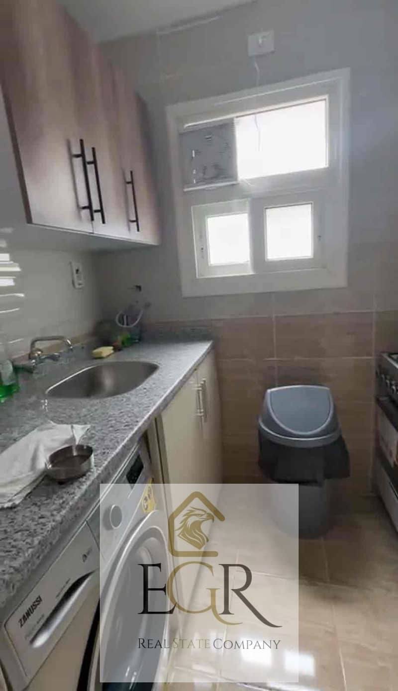 2 175a18f8-7375-400c-89d4-d5ca7b6ca403. jpg