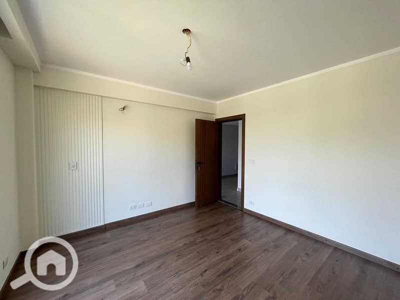 10 WhatsApp Image 2025-11-09 at 06.46. 57_172d1e13. jpg