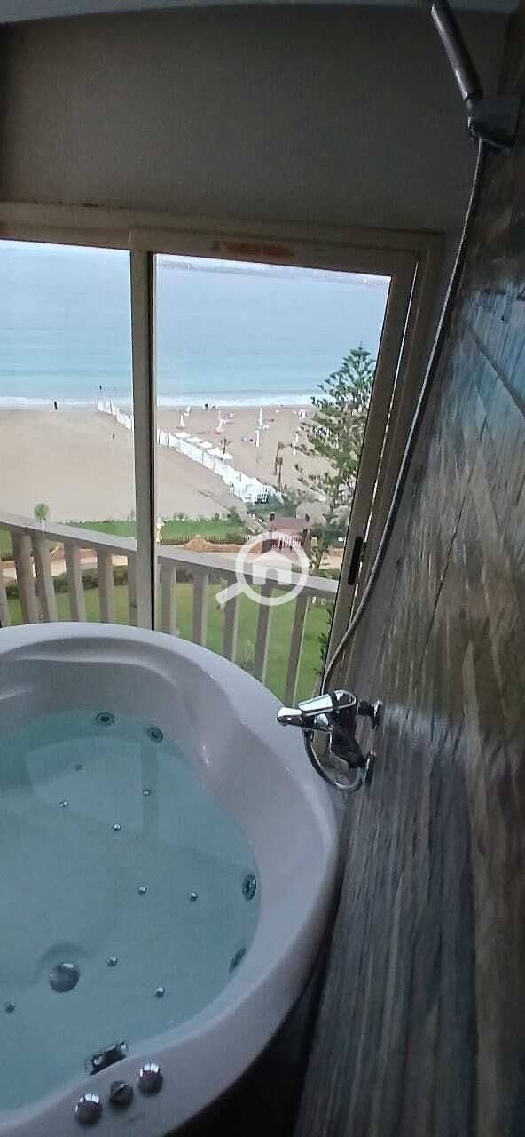 3 WhatsApp Image 2025-04-26 at 16.32. 34 (2). jpeg