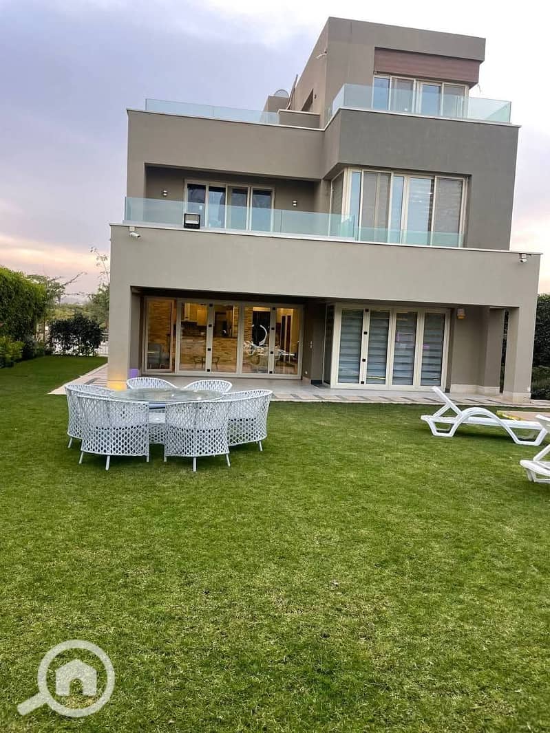 2 FB_IMG_1762661903613. jpg