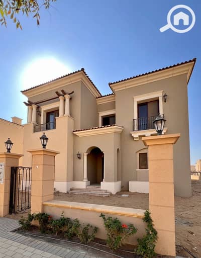 4 Bedroom Villa for Sale in New Cairo, Cairo - 3cd28286-b8b2-44ed-b956-d14ae871831a. jpg
