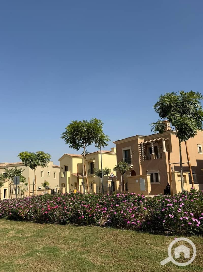 4 9f08cd72-d4ab-4055-8ea1-c1f26a1107ff. jpg