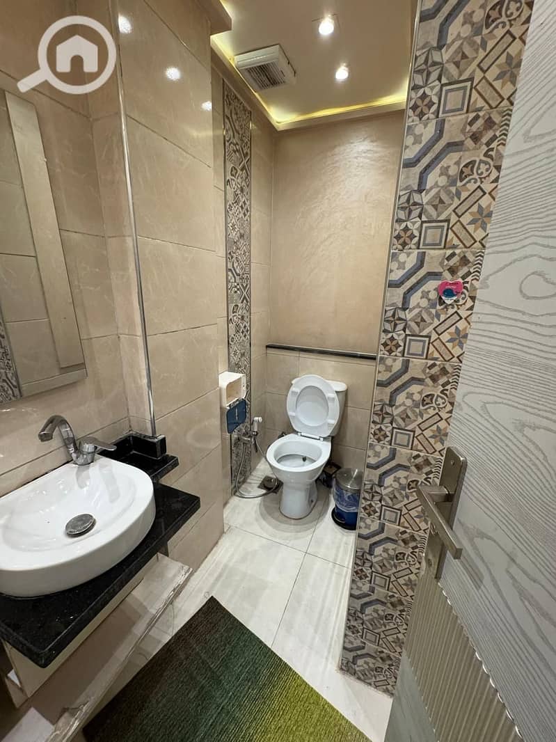 9 WhatsApp Image 2025-11-09 at 14.21. 36 (1). jpeg