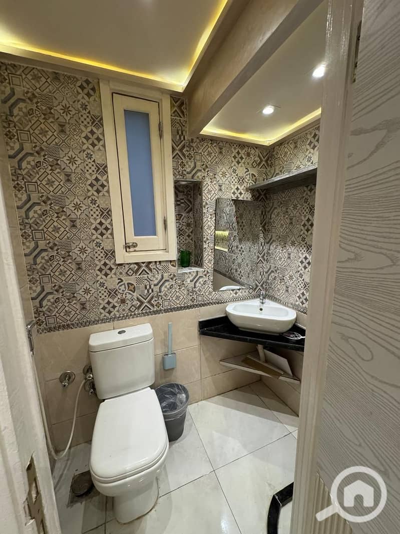 16 WhatsApp Image 2025-11-09 at 14.21. 39. jpeg