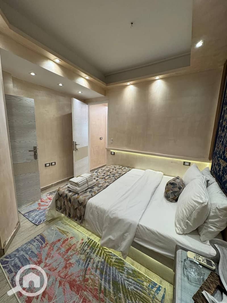 25 WhatsApp Image 2025-11-09 at 14.21. 43 (1). jpeg