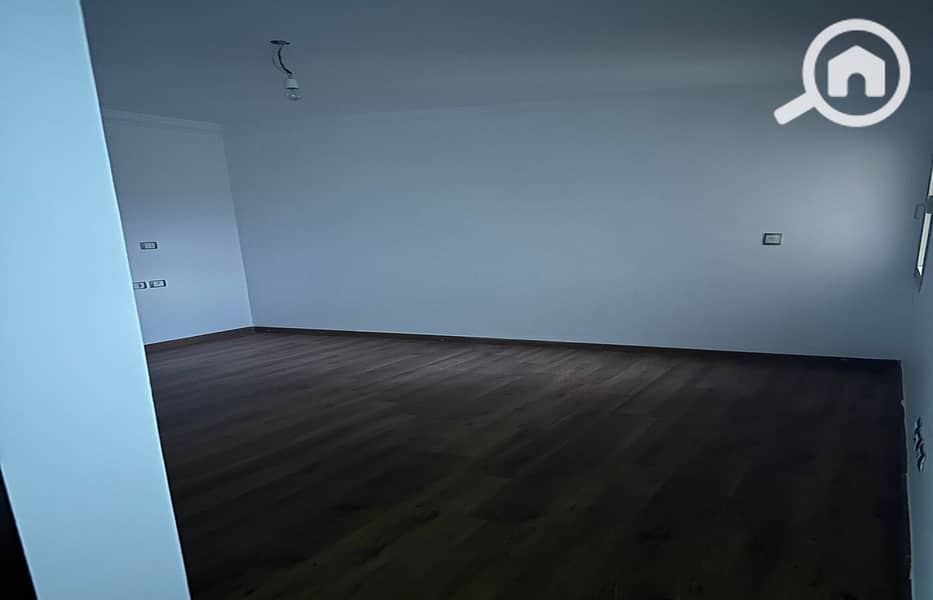 10 WhatsApp Image 2025-11-09 at 6.50. 12 PM (1). jpeg