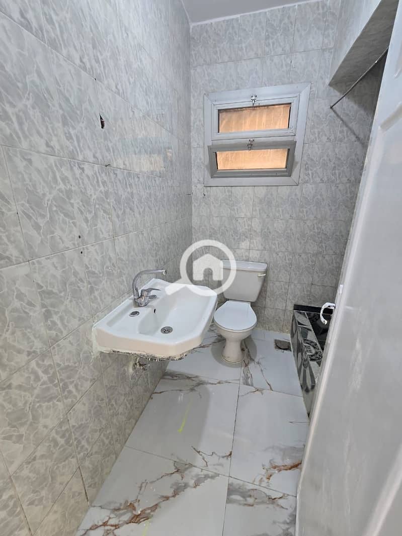 8 WhatsApp Image 2025-11-10 at 10.51. 11 (1). jpeg