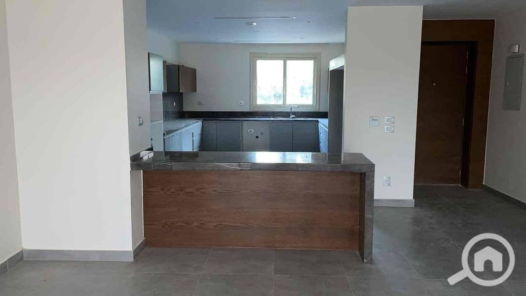 2 c675d246-1683-4ac6-9c8e-7d56eceae6f8. jpg