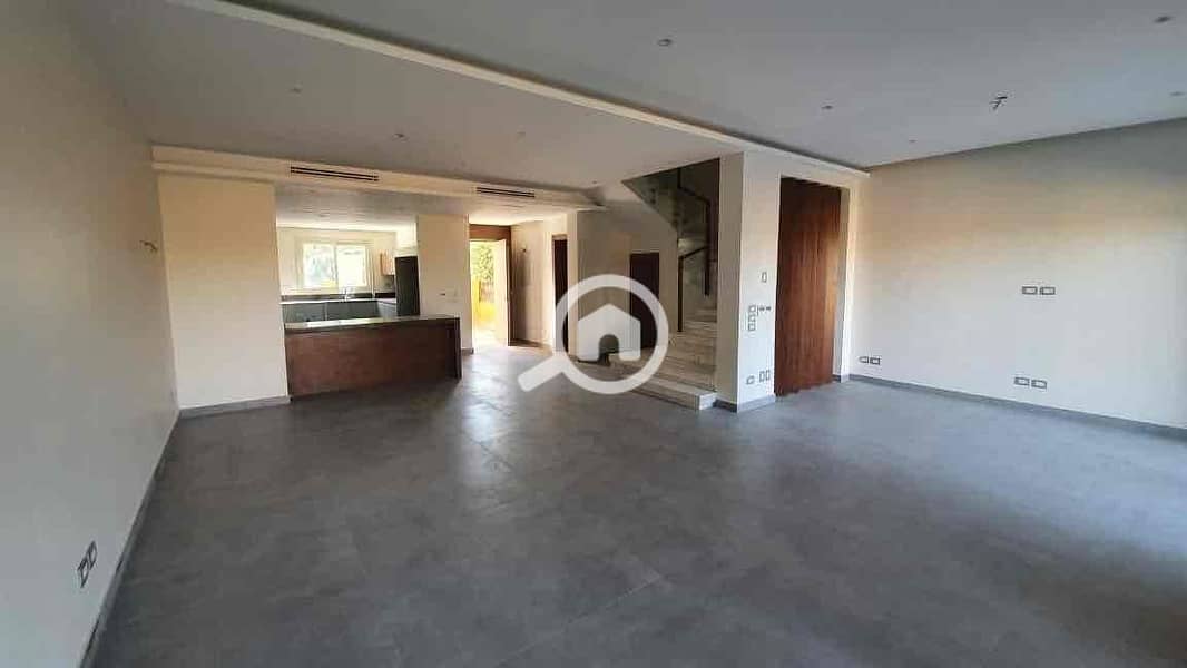 3 021e845d-5e6a-4fba-b137-80f87437c2f6. jpg