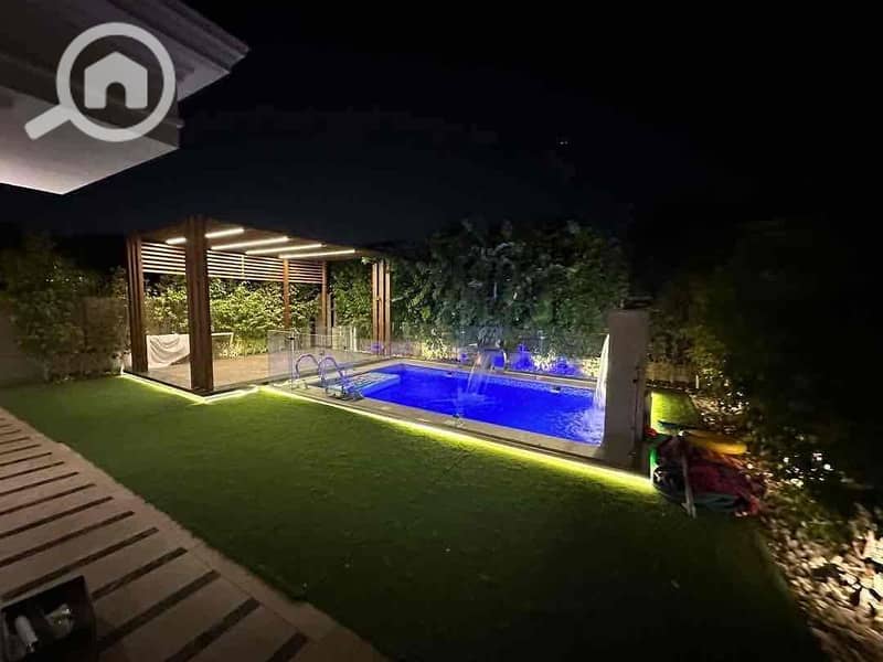 2 2566f7ac-052a-4cf1-b9ac-259c9c7b84a7. jpg