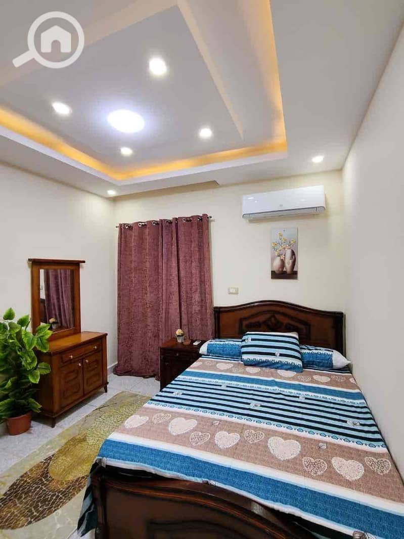 3 4df948e0-ca42-43ae-a67a-35e6e080ea1a. jpg