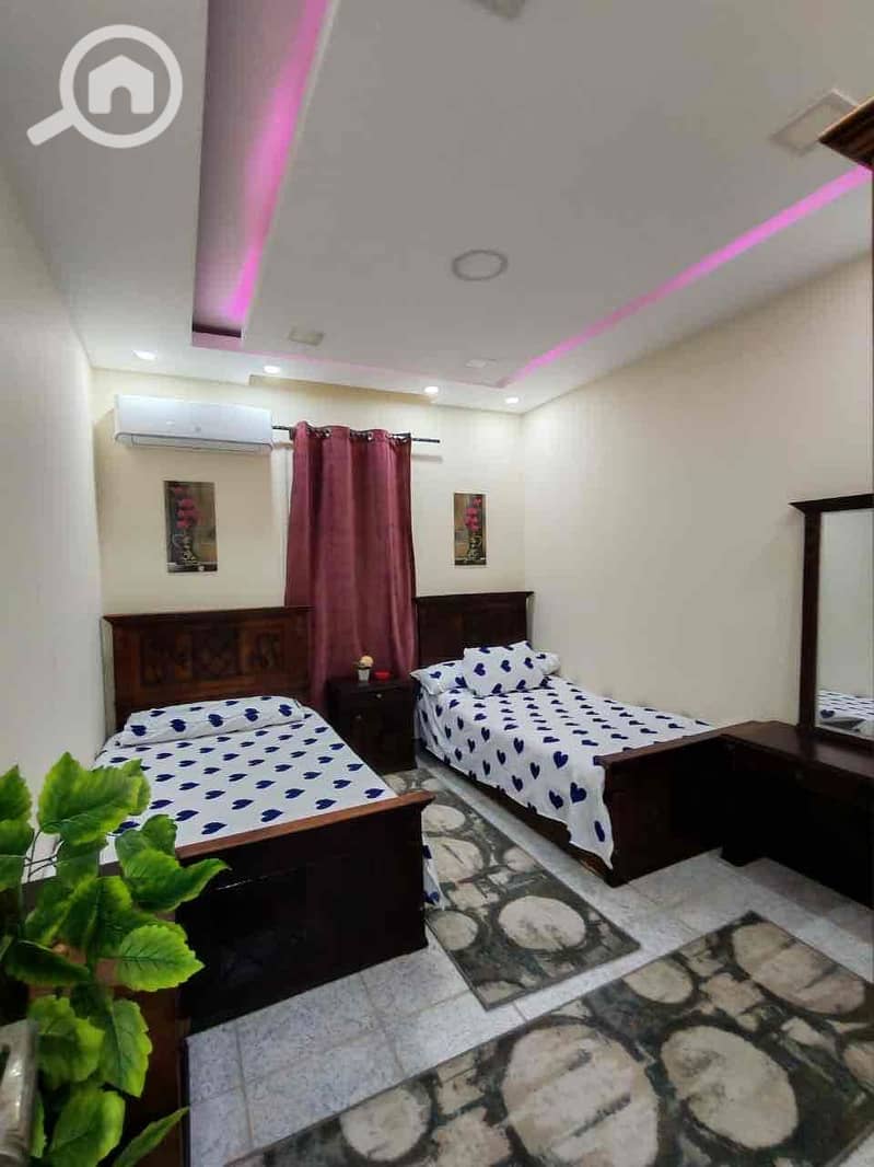 8 99bc61e5-ec06-45ad-90ec-832361204c1a. jpg