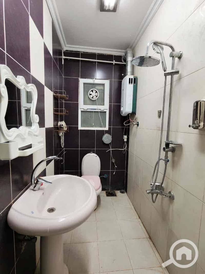 10 f03a1f84-ec68-4255-aaa3-2864a1f066af. jpg