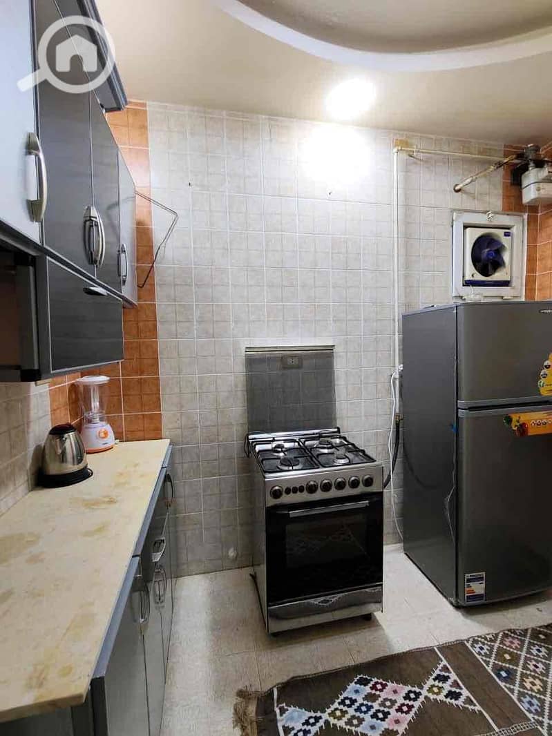 13 882076dc-9451-4095-a97e-f38a5309e7cb. jpg