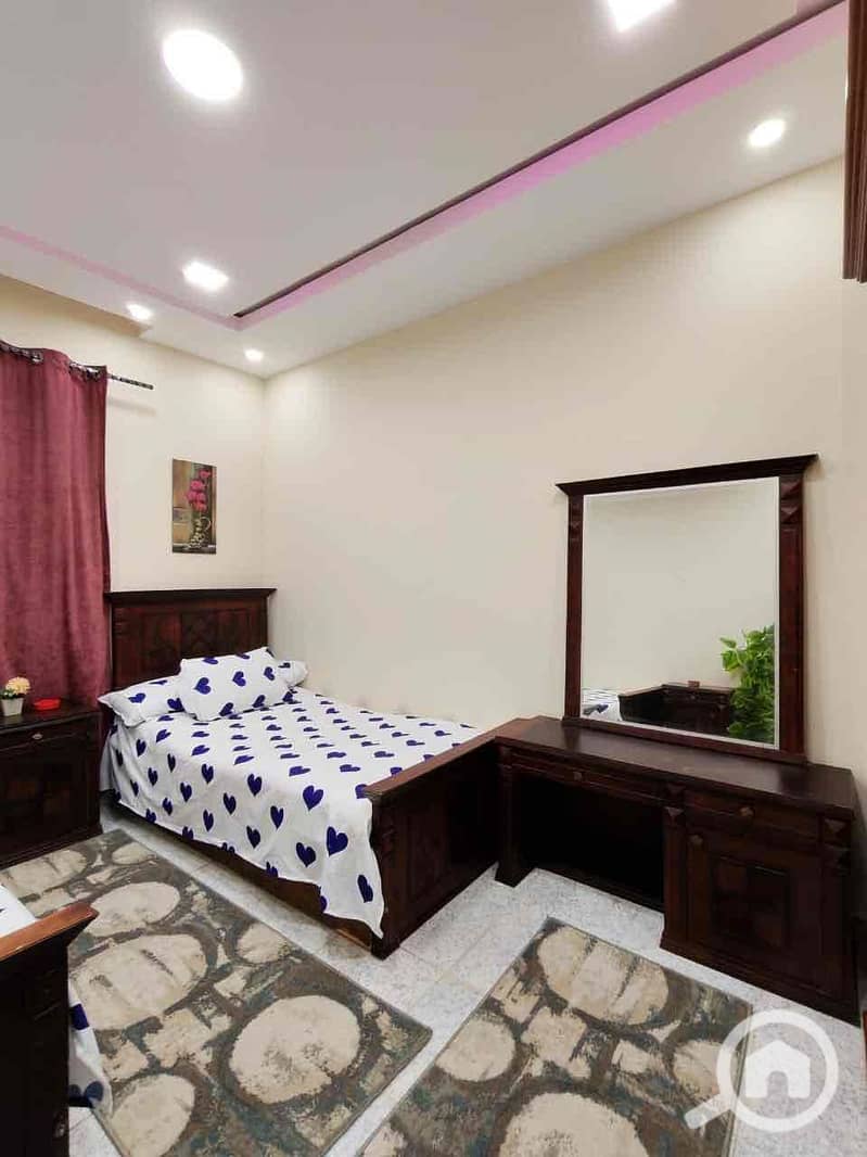 20 08d3c43e-ffed-4f71-b8e1-1c15eef29233. jpg