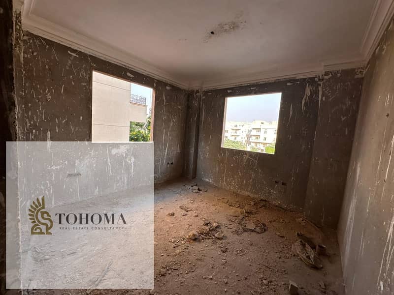 5 395743a1-3c23-460e-9bcd-3b976c701c3c. jpg