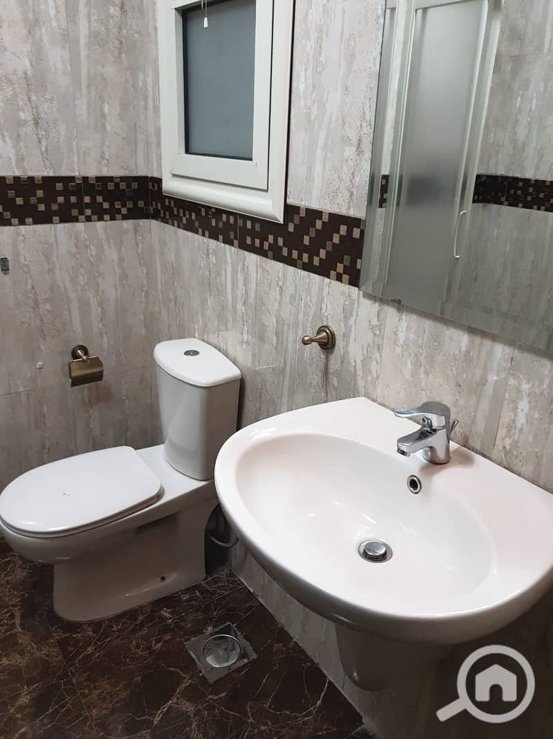 8 WhatsApp Image 2025-11-10 at 3.17. 47 PM. jpeg