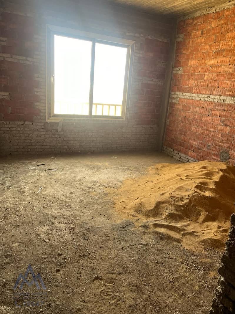 2 WhatsApp Image 2025-10-21 at 12.49. 43 PM (1). jpeg