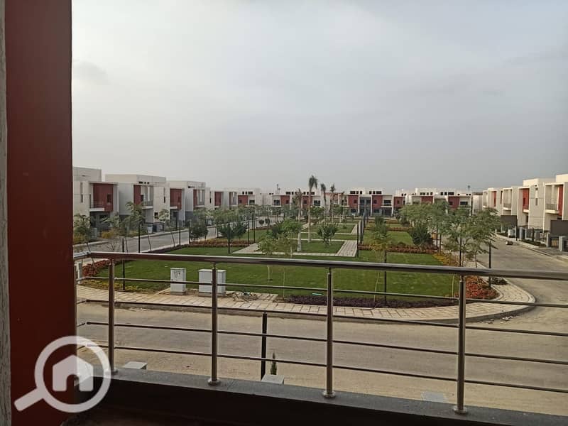 3 5219fee1-ae93-4e7b-8a4c-a0ea598efa66. jpeg