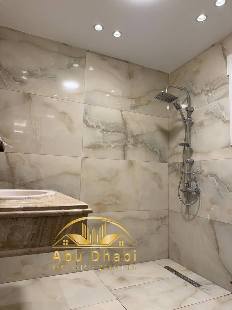 5 65583324-234e-4ea3-babd-231e3d8872cb. jpg