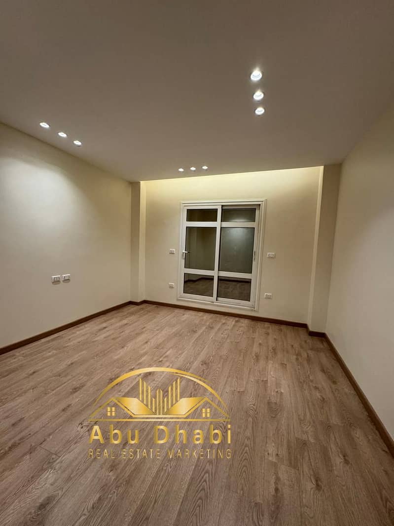 8 251cfcd7-5a39-49b1-b2c9-ba1aa6463bec. jpg